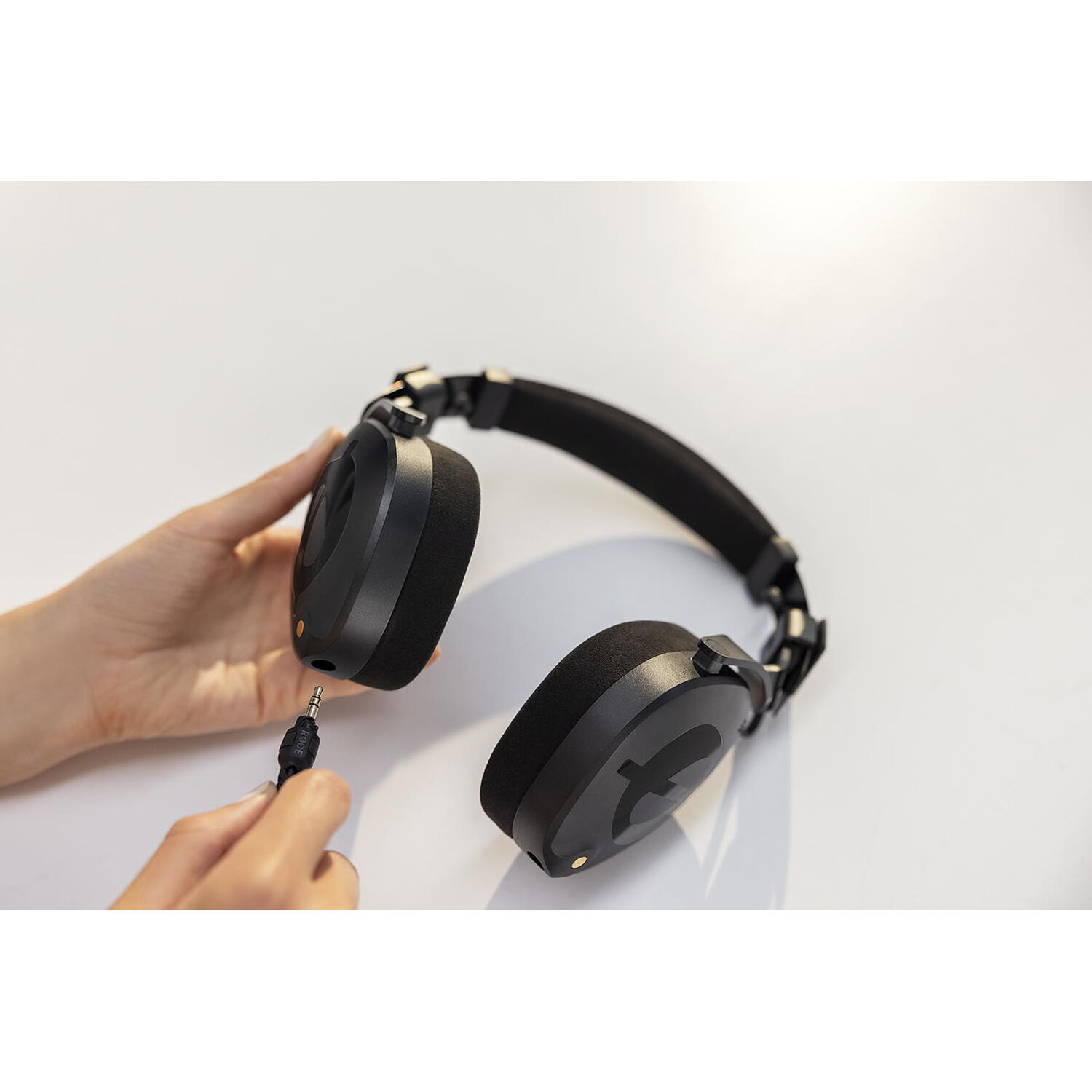 Rode NTH-100 professzionális, zárt stúdió fejhallgató-3
