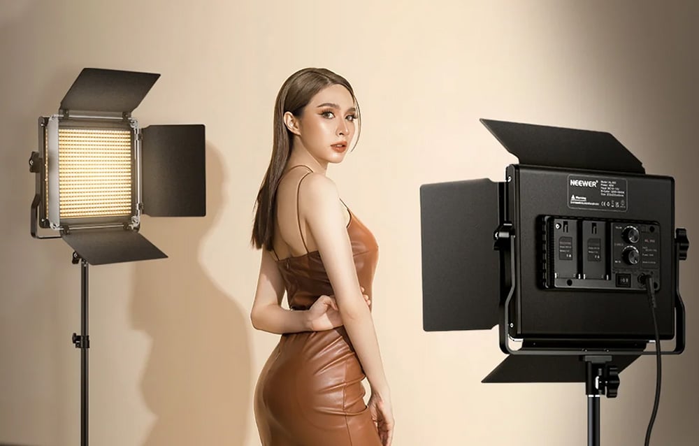 Neewer 660 Bi Color LED videólámpa szett 40W 3200-5600K-6