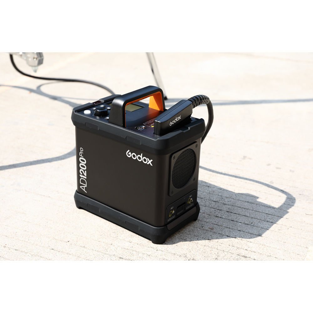 Godox AD1200Pro akkumulátoros stúdióvaku 1200Ws TTL HSS Power Pack Kit-22