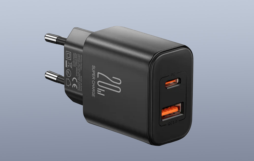 Joyroom JR-TCF05 hálózati töltő adapter USB-A QC3.0, USB-C PD 20W (fekete)-1