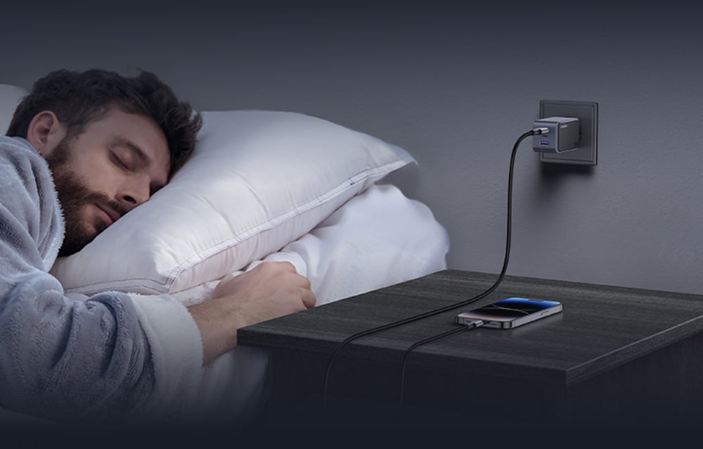 Ugreen Nexode Air 65W hálózati töltő adapter 1x USB-A + 2x USB-C (szürke)-1