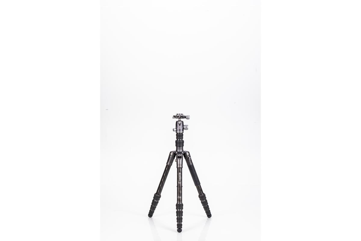 BENRO FBAT 15 5 SZEKCIÓS CARBON ÁLLVÁNY + VX20 szett-0