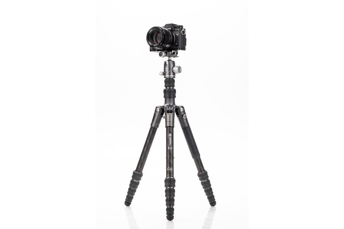 BENRO FBAT 15 5 SZEKCIÓS CARBON ÁLLVÁNY + VX20 szett-8