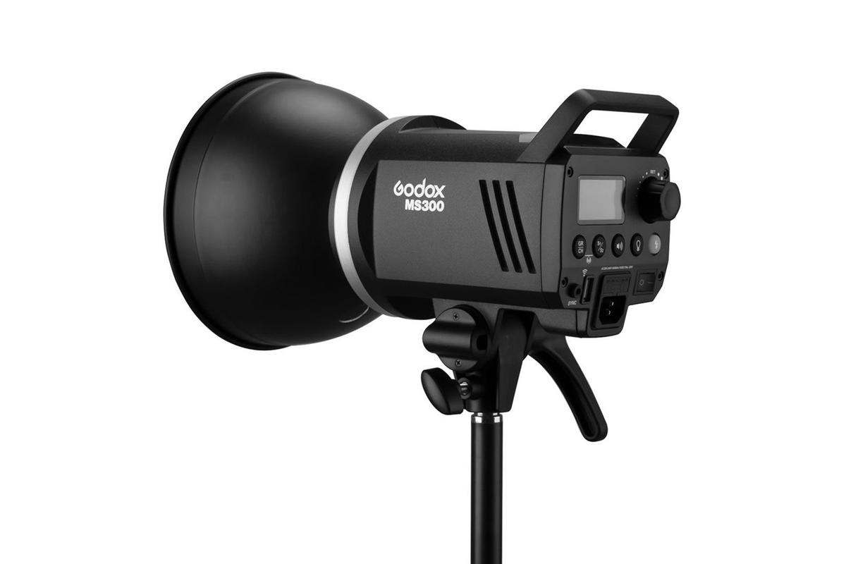 Godox MS300-D 3 lámpás szett-3