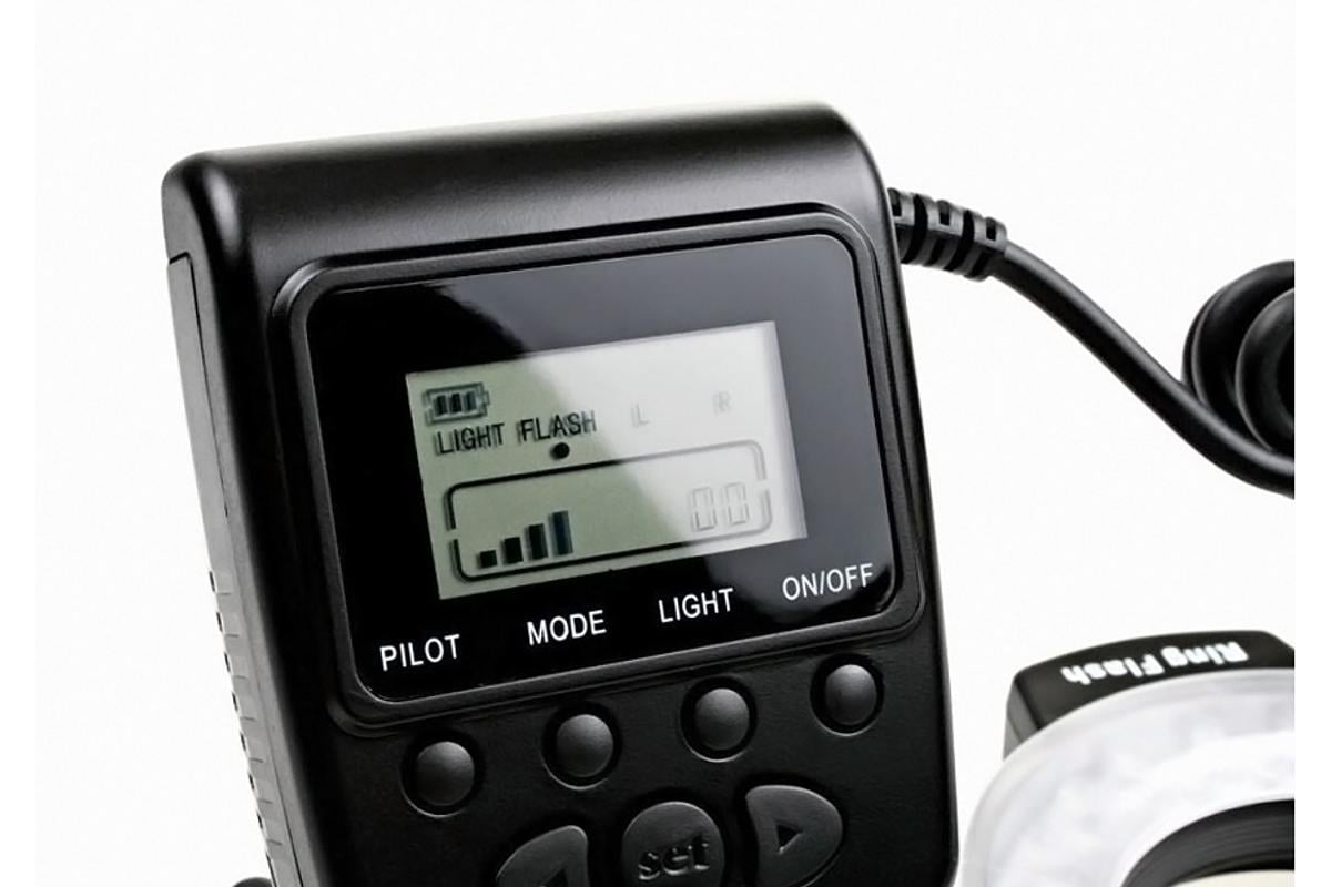 Newell RF-550D LED körlámpa / körvaku 49mm-77mm-1