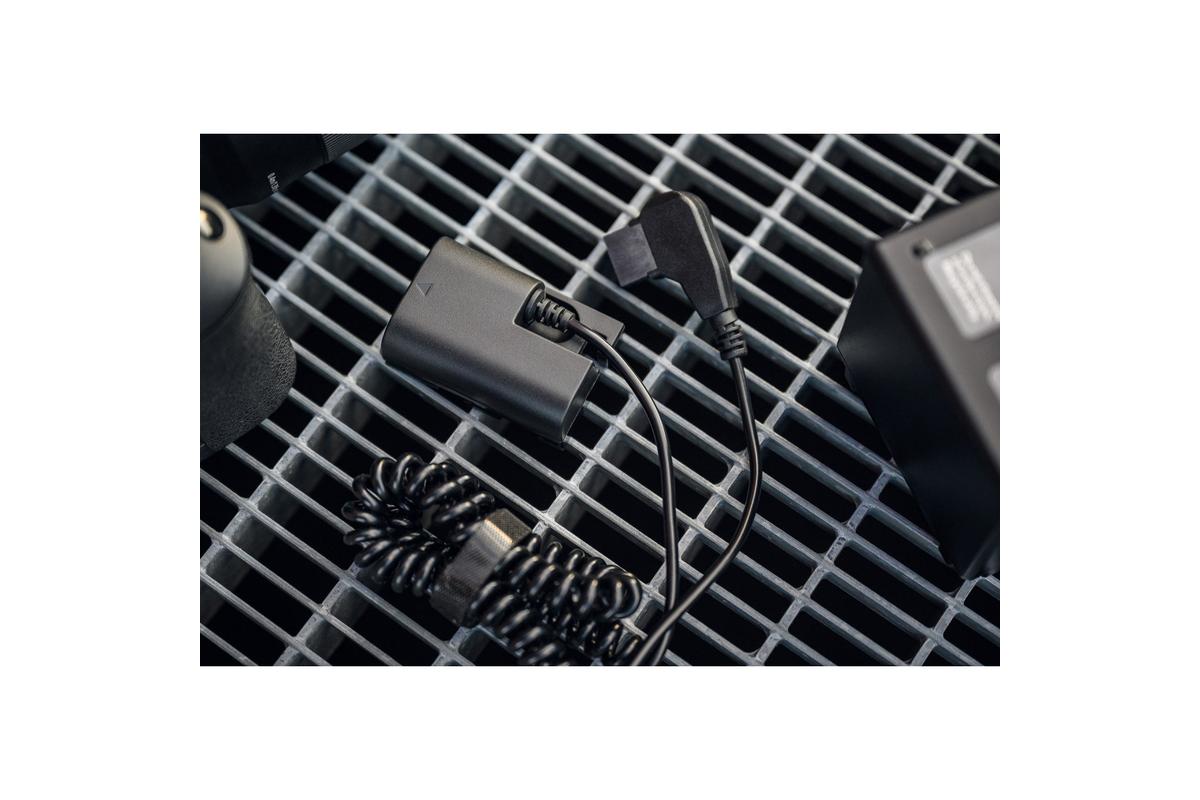 Newell D-Tap power adapter LP-E6-2