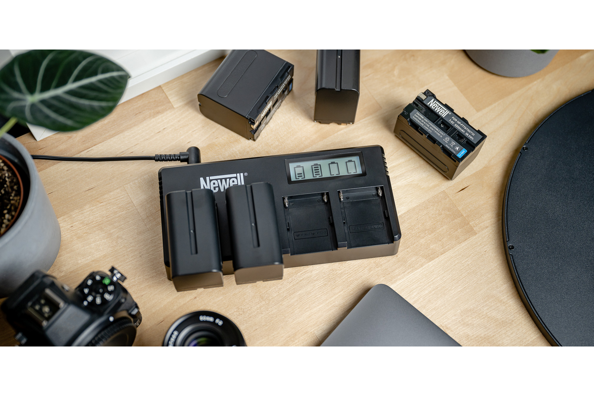 Newell DF-4CH négycsatornás töltő NP-F Sony akkumulátorokhoz-3