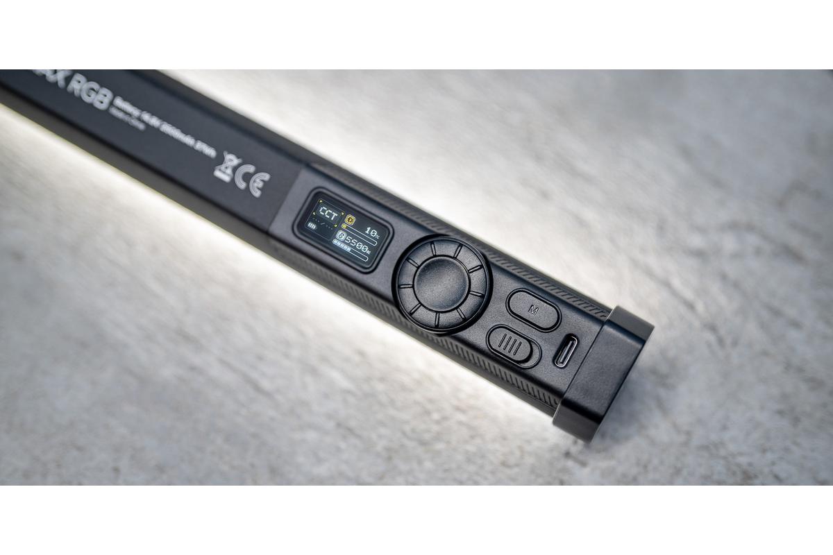 Newell RGB Kathi Max LED fénycső -