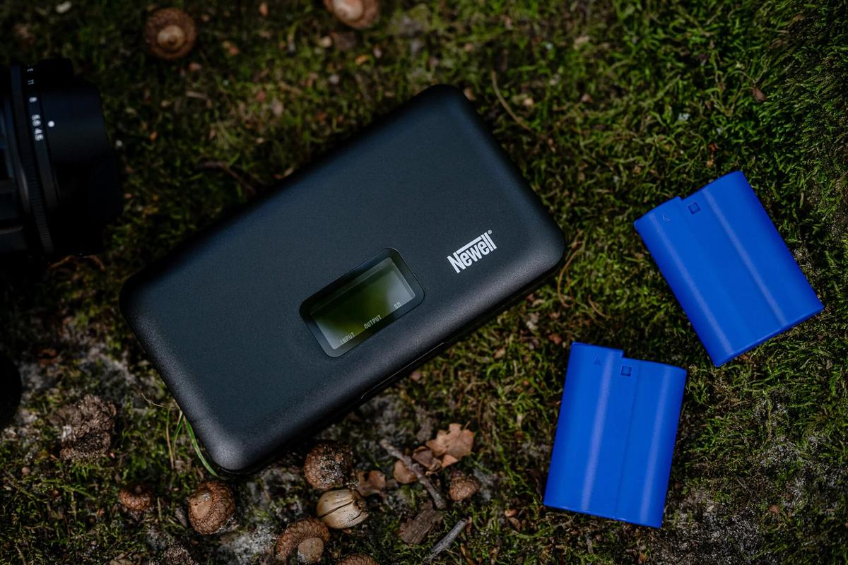 Newell Multifunkcionális LCD dupla töltő - NIKON EN-EL15-2
