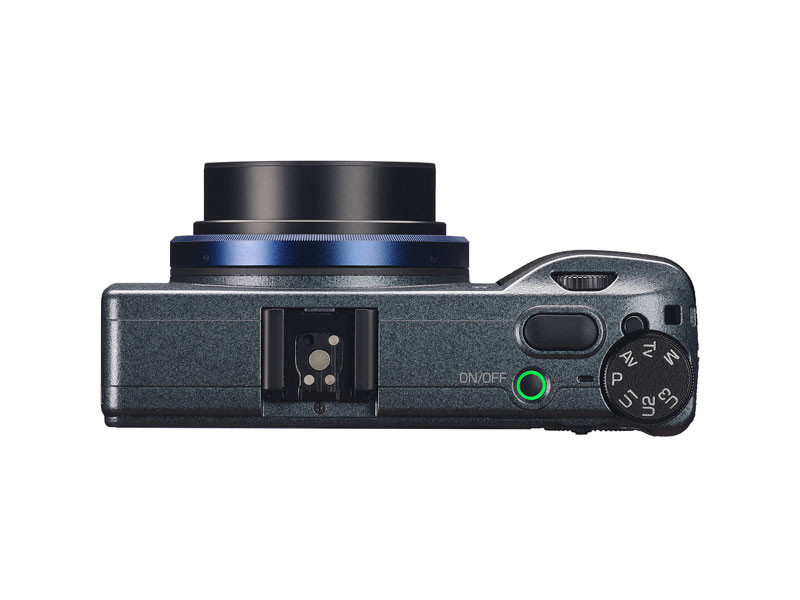 Ricoh GR IIIx Urban Edition + GC 11 tok-1