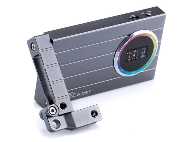 Godox M1 RGB Mobilos kör alakú led panel (szürke)-1
