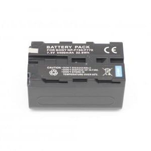 NP F750 4400 mAh Li-ion akkumulátor Yongnuo LED lámpához SH