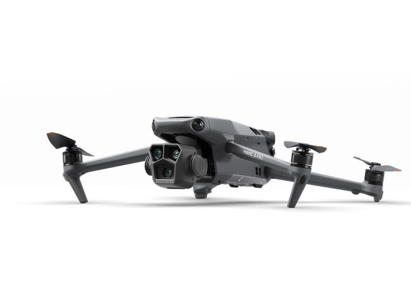 DJI Mavic 3 Pro Fly More Combo (DJI RC)-0
