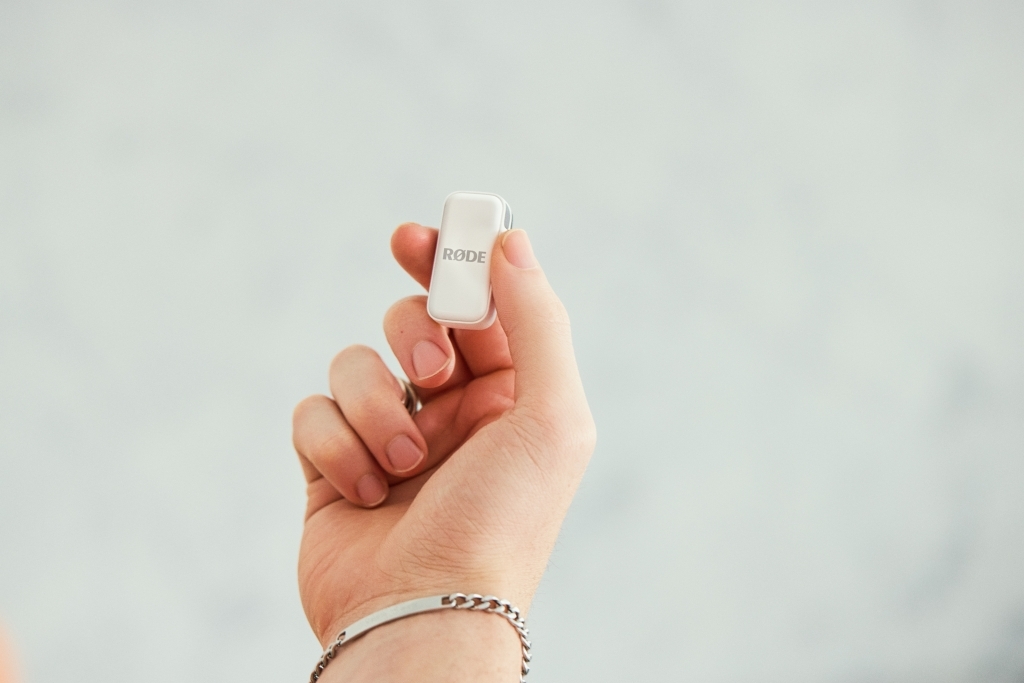 Rode Wireless Micro-L ultra kompakt két csatornás vezeték nélküli mikrorofonrendszer Lightning csatlakozós mobil eszközökhöz, fehér-1