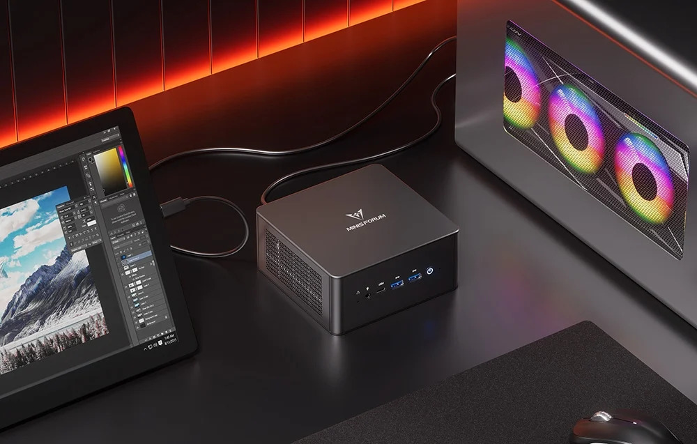 MINI-PC Minisforum UM890 Pro Ryzen 7 barebone mini pc-1