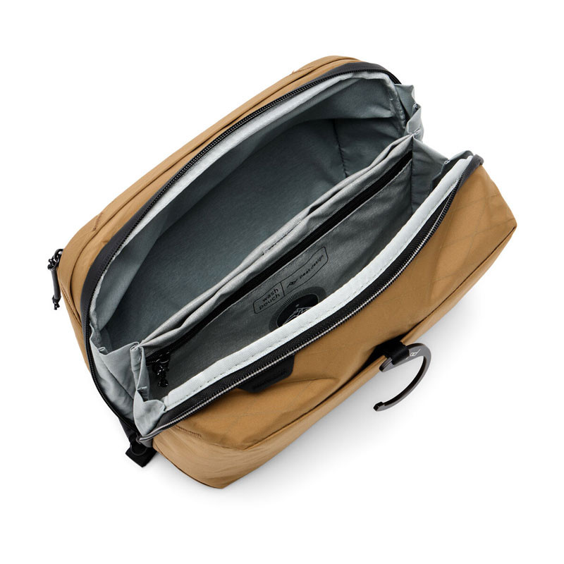 Peak Design Wash Pouch (Coyote)-3