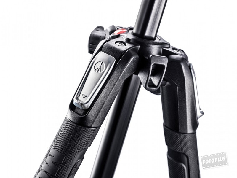 Manfrotto MK190X3-2W fekete alumínium állvány FLUID-os fejjel-2