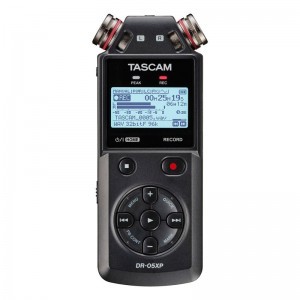 Tascam DR-05XP, hordozható, 2 csatornás sztereó hangrögzítő