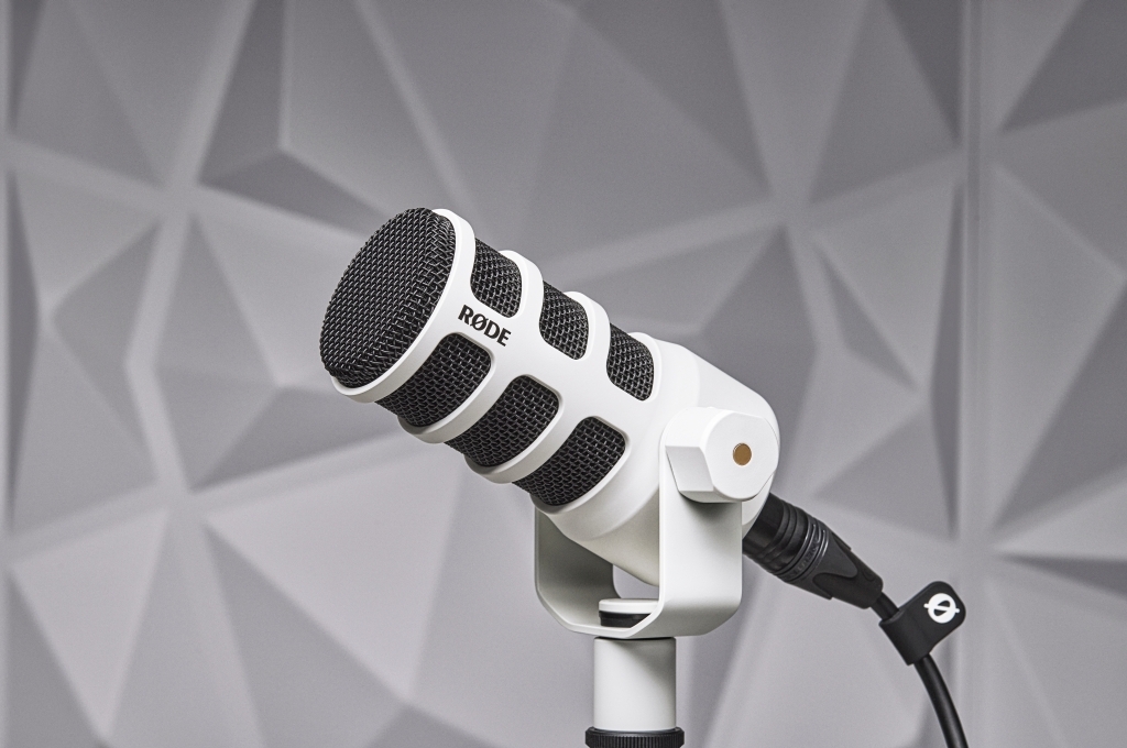 RODE PodMic broadcast minőségű dinamikus mikrofon rádiós és podcast célokra, fehér-5