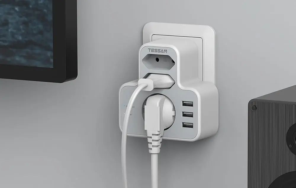 Tessan fali aljzat, elosztó TS-327 USB porttal-3
