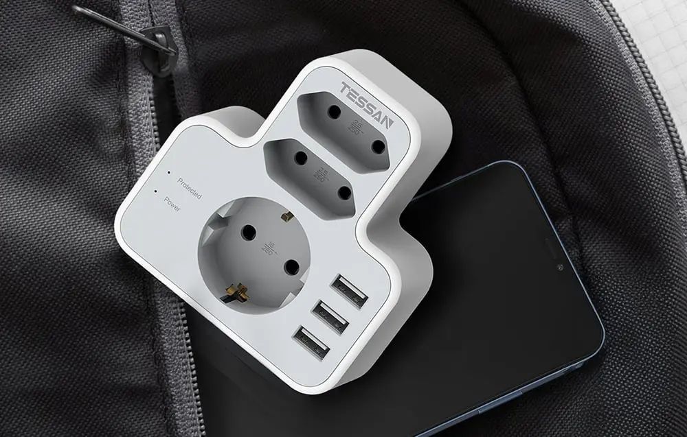 Tessan fali aljzat, elosztó TS-327 USB porttal-2