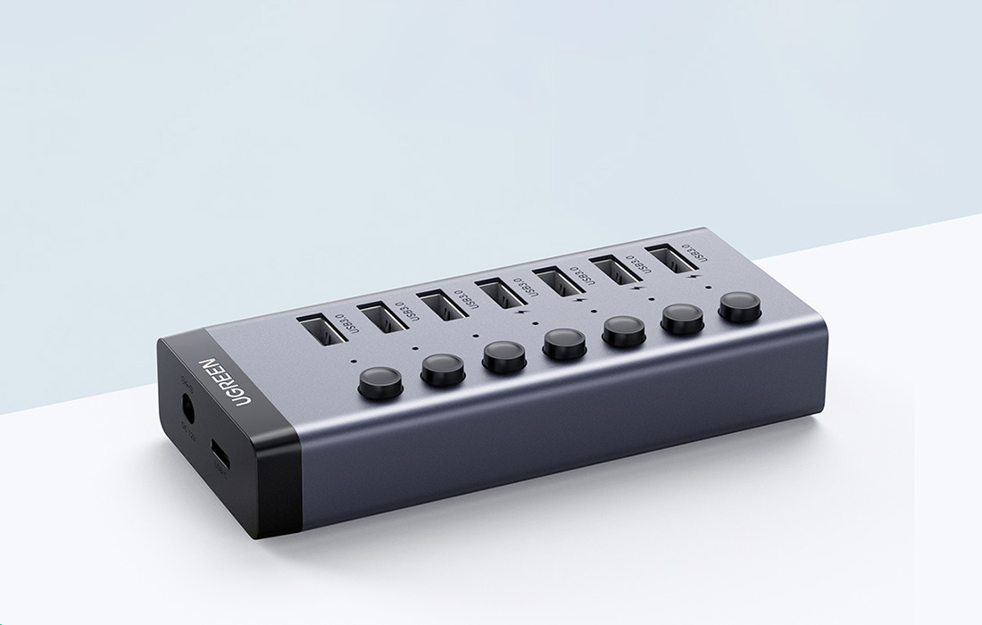 Ugreen 7in1 HUB elosztó adapter USB-C, 7x USB-A 3.0 12V 2A (fekete)-2