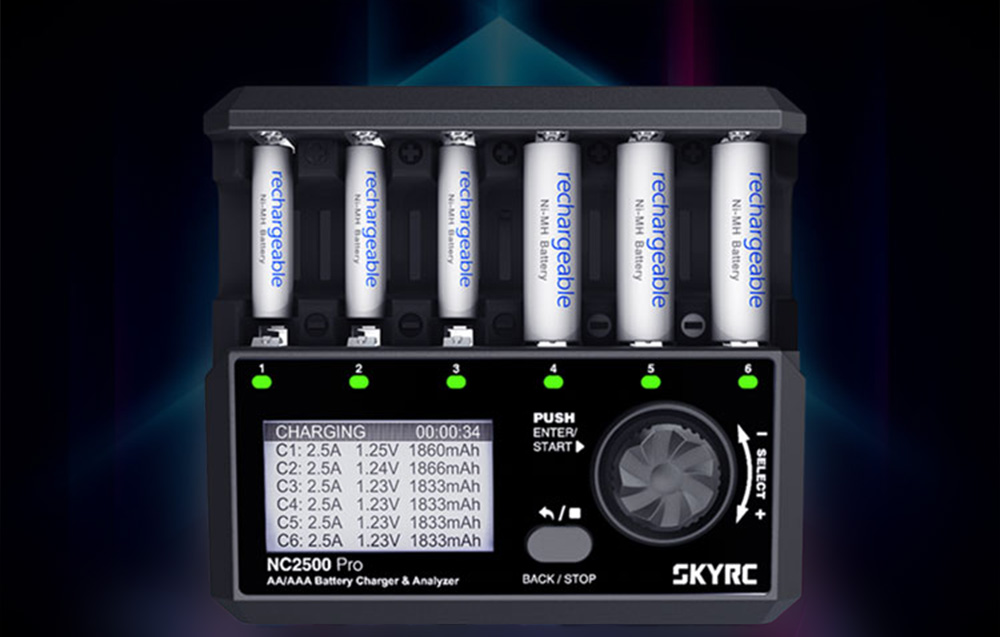 SKYRC NC2500 Pro AA / AAA akkumulátor töltő USB QC3.0 gyorstöltő porttal-2