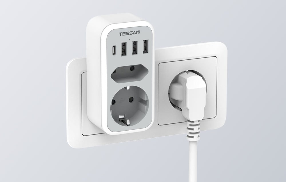 Tessan Fali Aljzat, elosztó TS-328-DE USB porttal-4