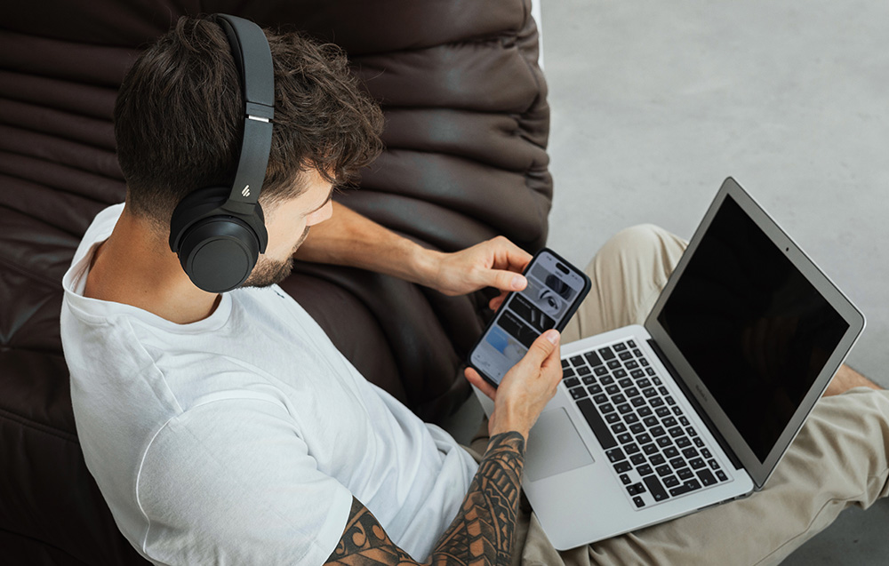 Edifier WH700NB Vezeték nélküli Bluetooth fejhallgató, ANC (fekete)-1