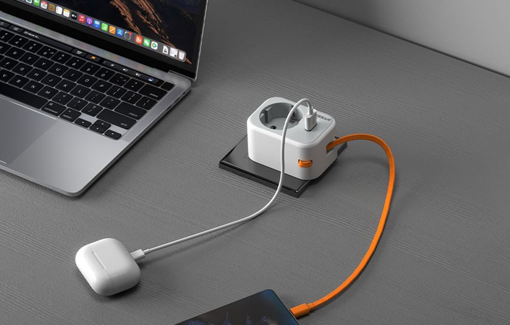 Tessan Fali Aljzat TS-332-DE  USB porttal elosztó-1