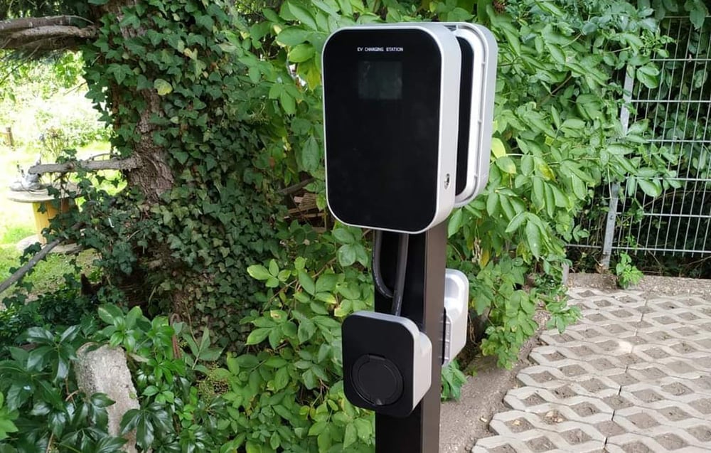 Besen falra szerelhető EV töltő BS20 22kW Type-2 (BS20-BC-22KW)-2