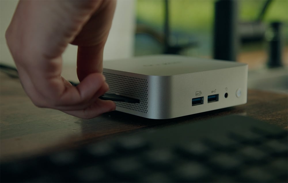 Mini-PC GEEKOM A8 Ryzen 9 8945HS 32GB RAM 2TB + Win11 Pro-2