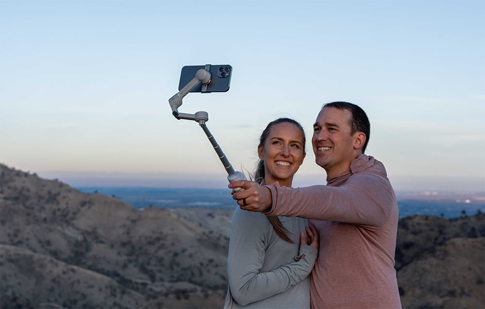 Insta360 Flow 2 (Szürke) Stabilizátor-1