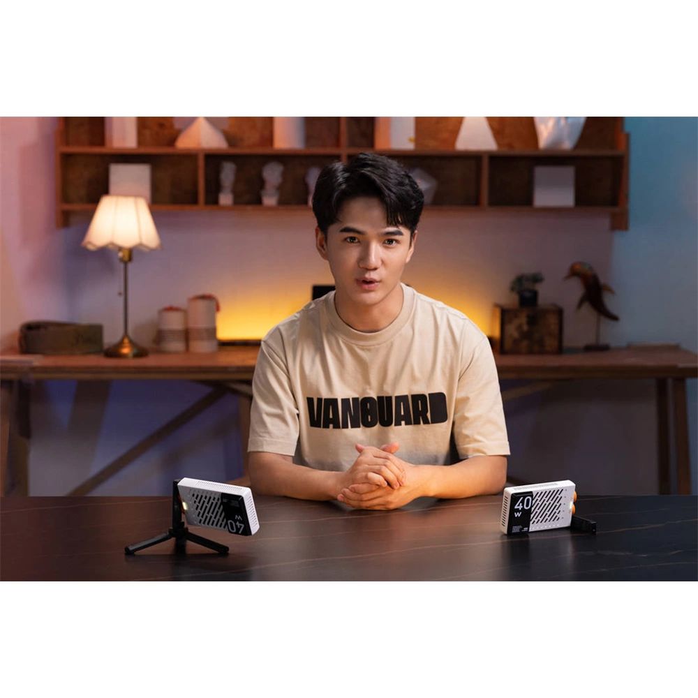 ZHIYUN LED FIVERAY M40 POCKET LIGHT-6