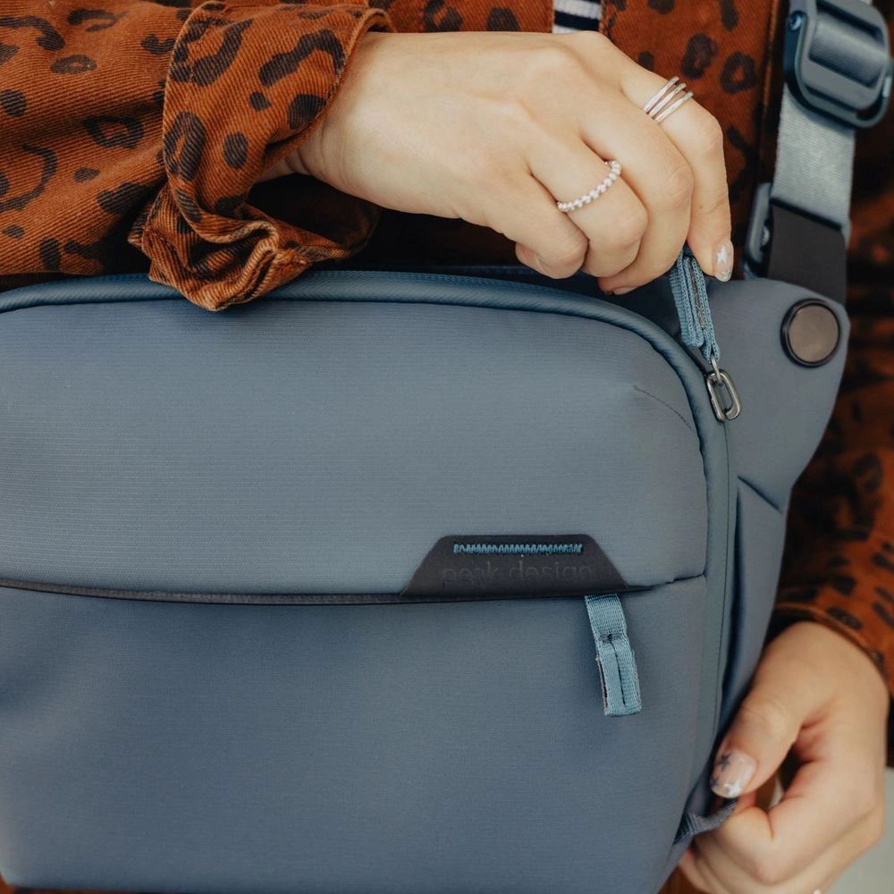 PEAK DESIGN Everyday Sling 3L - Tengerkék-1