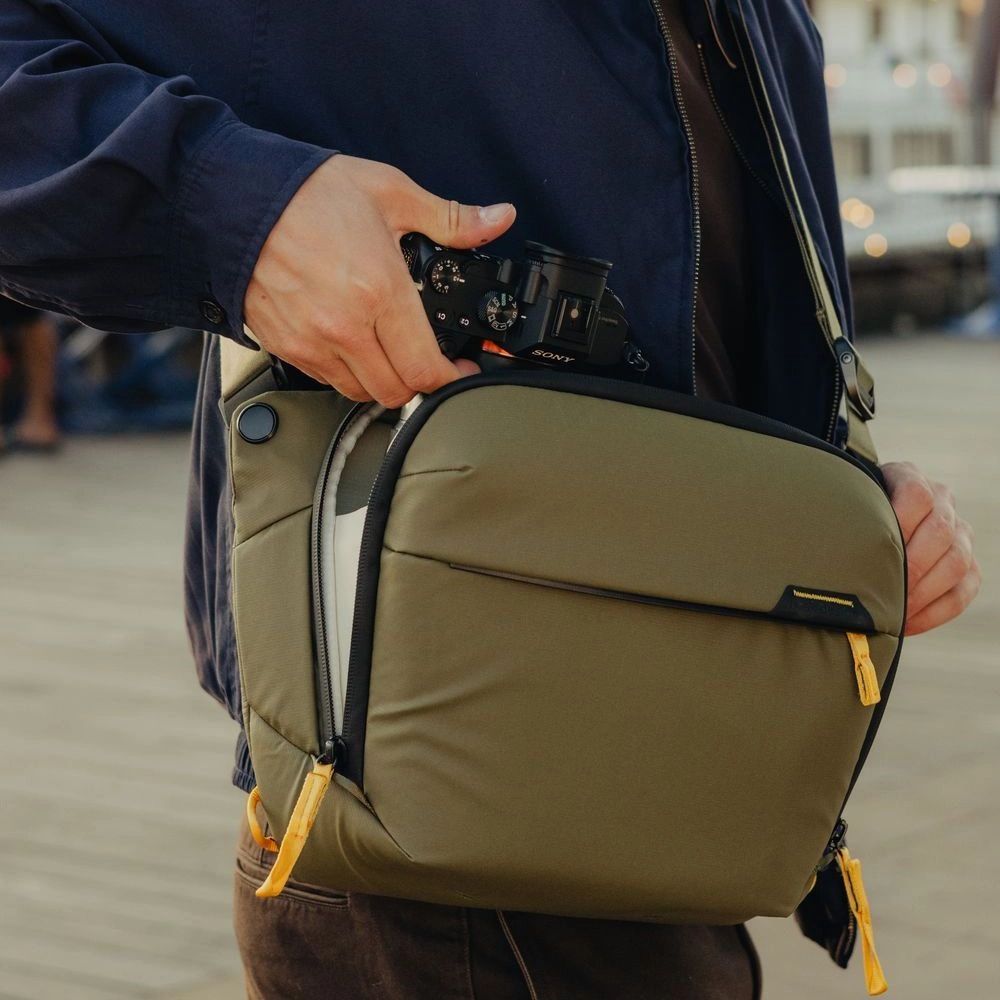 PEAK DESIGN Everyday Sling 6L - Algazöld-5