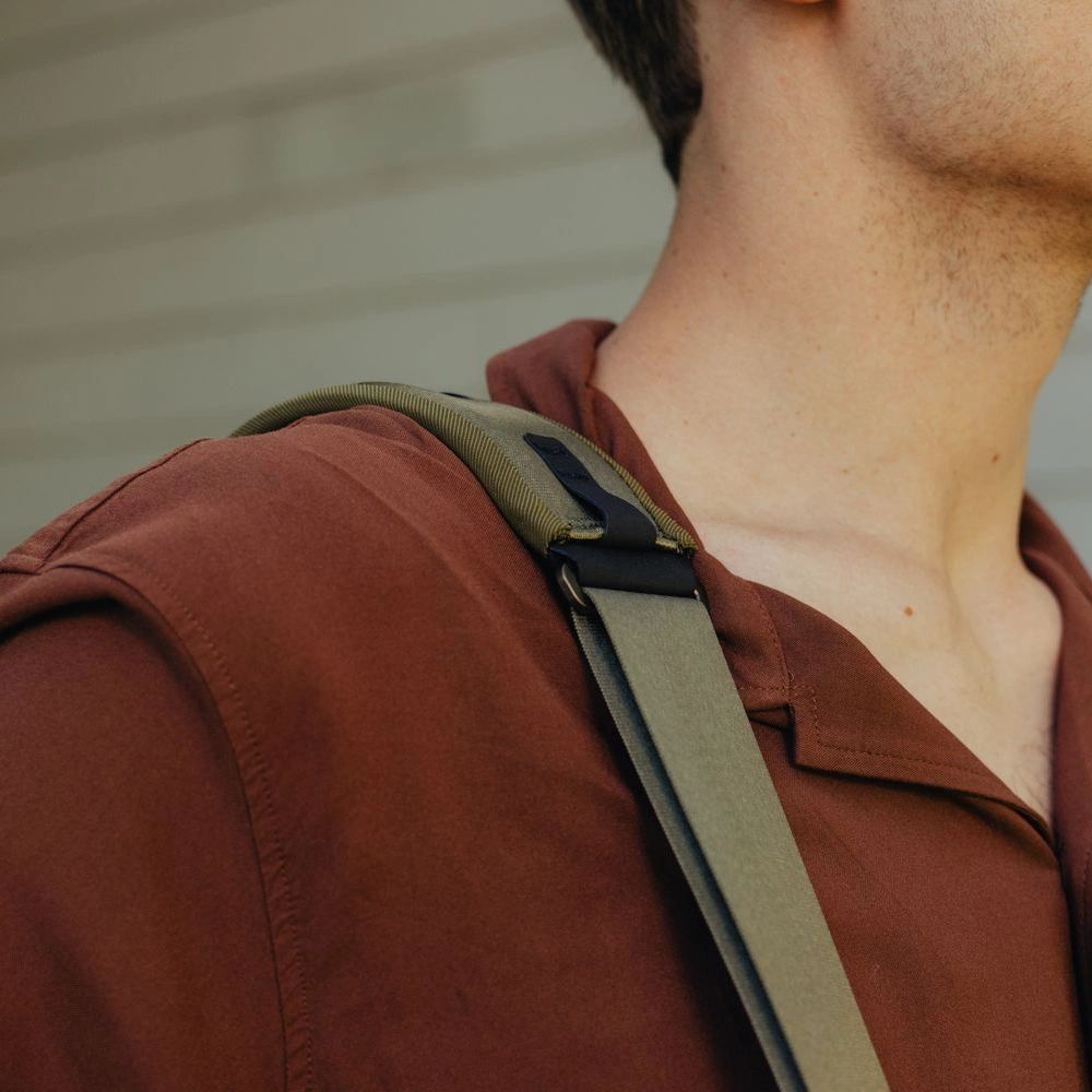 PEAK DESIGN Everyday Messenger 13L - Algazöld-4