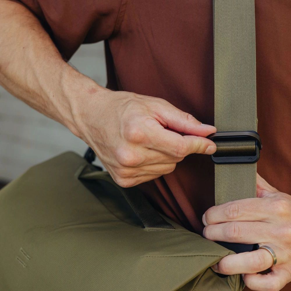 PEAK DESIGN Everyday Messenger 13L - Algazöld-5