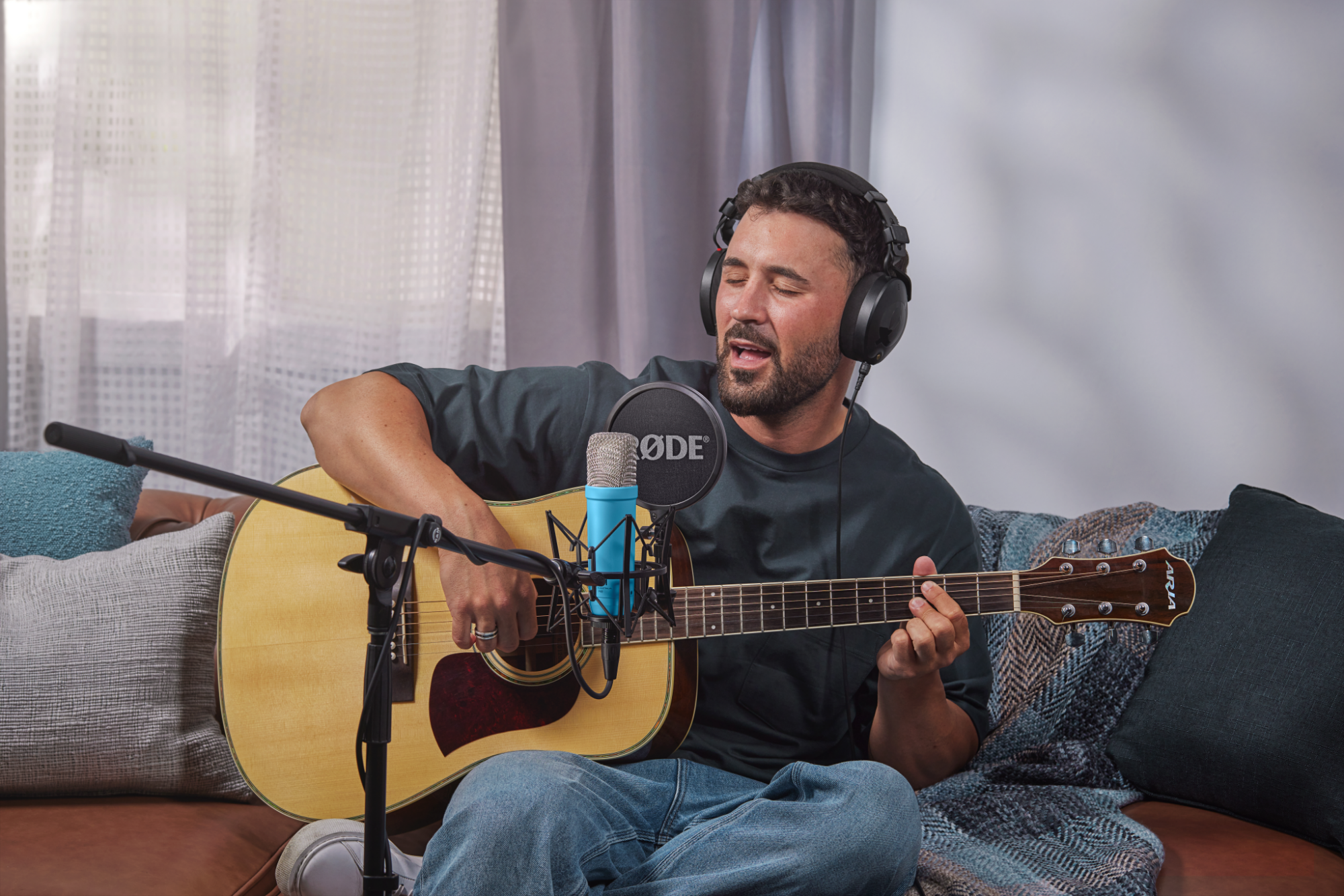 RØDE NT1 Signature Series kondenzátor stúdió mikrofon, kék-7