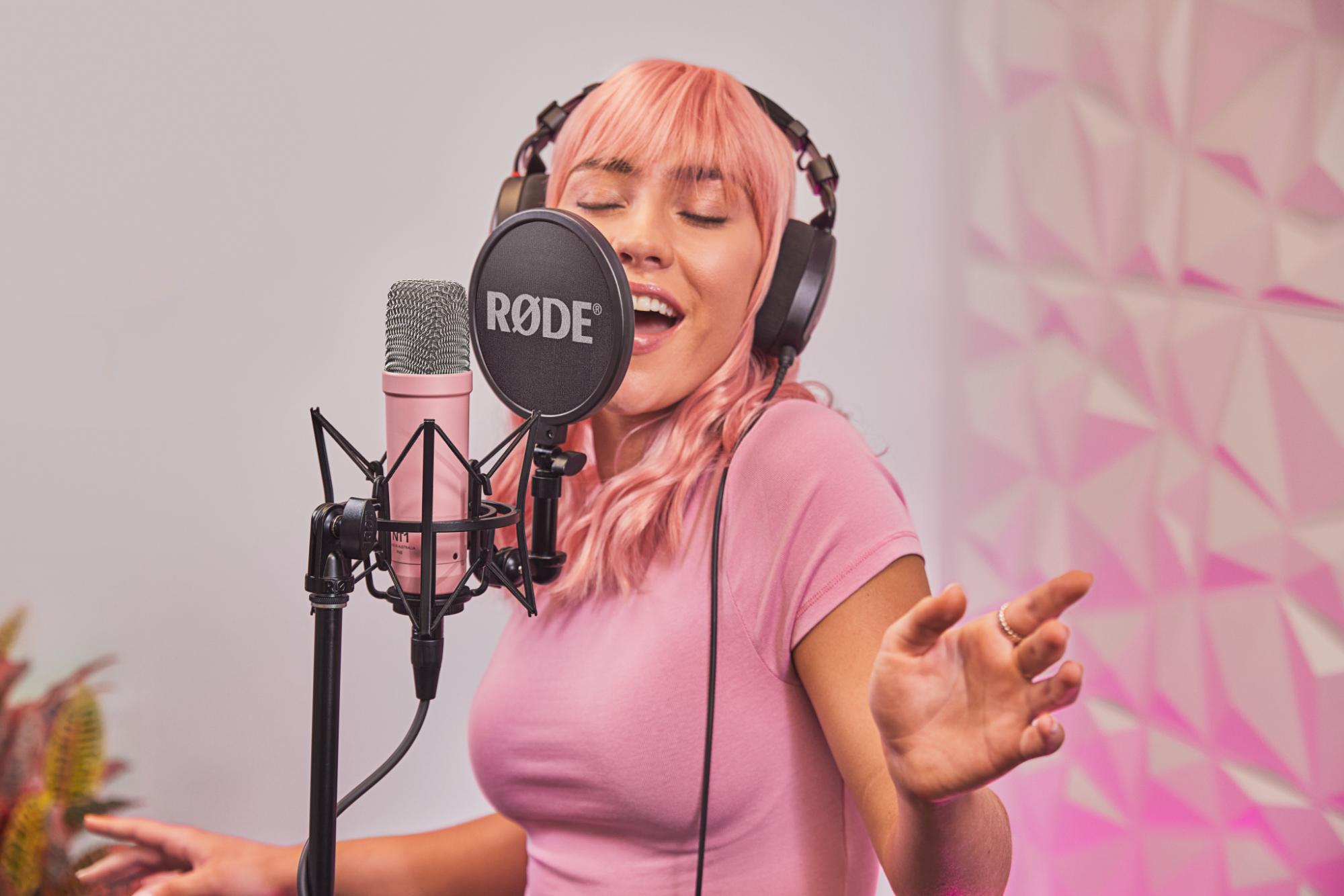 RØDE NT1 Signature Series kondenzátor stúdió mikrofon, rózsaszín-5