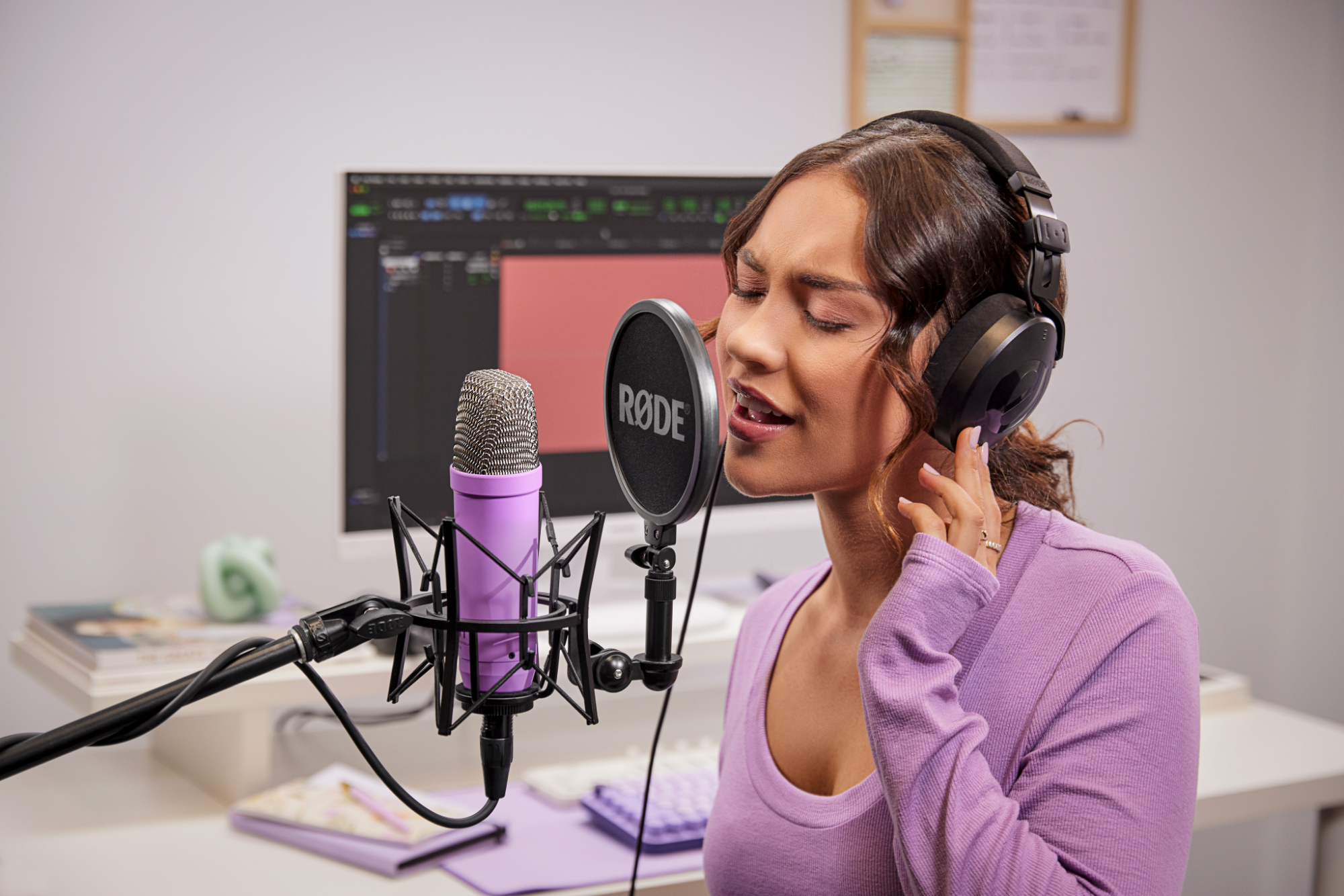 RØDE NT1 Signature Series kondenzátor stúdió mikrofon, lila-2