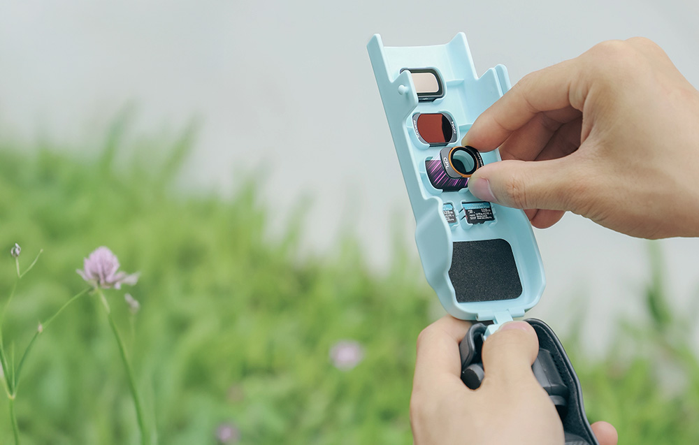 Sunnylife védőtáska szíjjal és zsinórral Osmo Pocket (szürke) tok-2