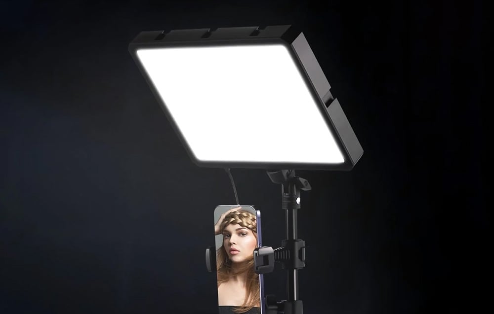 Neewer BP300 két LED lámpa + állványok + telefontartók készlet-4