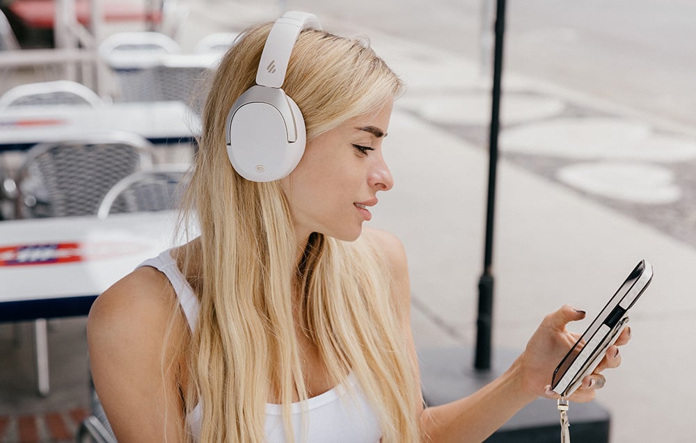 Edifier W830NB bluetooth fejhallgató (fehér)-3