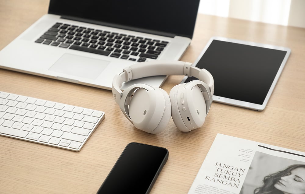 Edifier W830NB bluetooth fejhallgató (fehér)-1