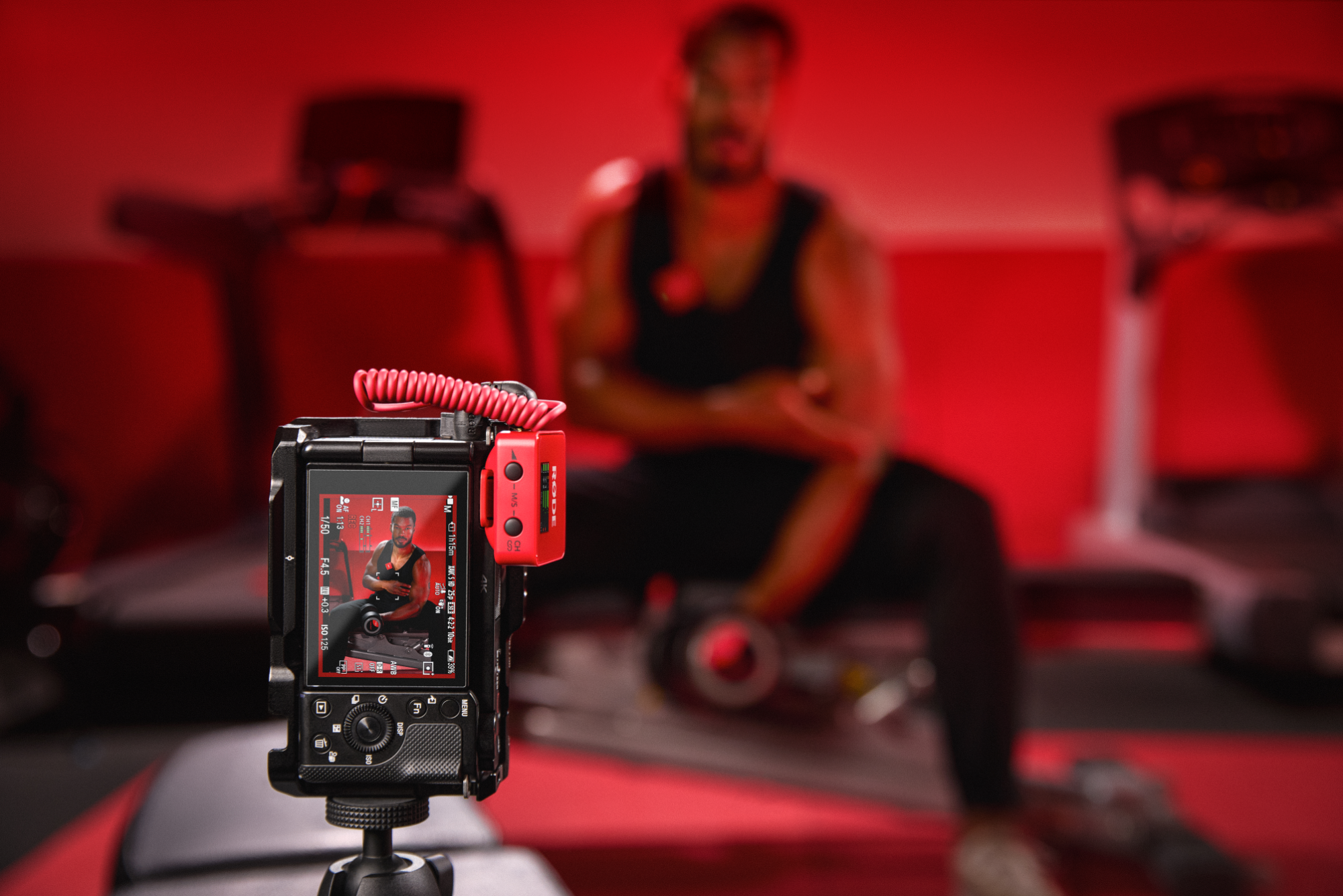 RØDE Wireless GO GEN3 két csatornás vezeték nélküli mikrofon rendszer, piros-3