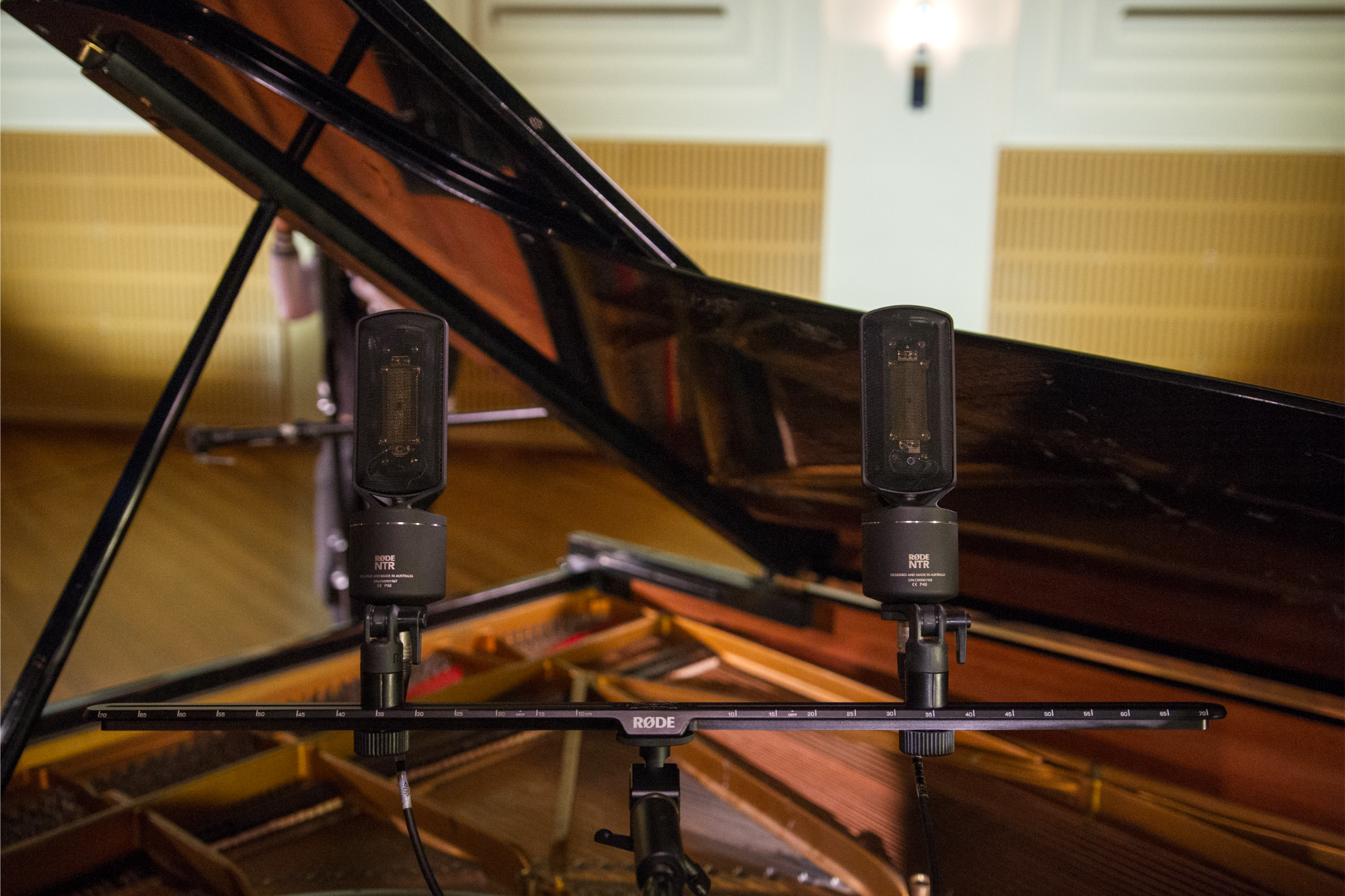 RØDE Stereo Bar sztereó mikrofontartó állványokhoz-3