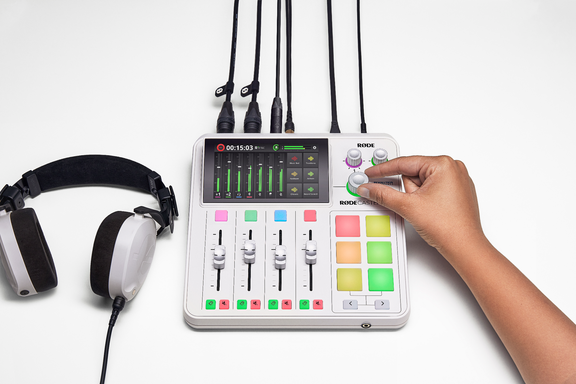 RØDE NTH-100 professzionális Over-Ear fejhallgató, fehér-2