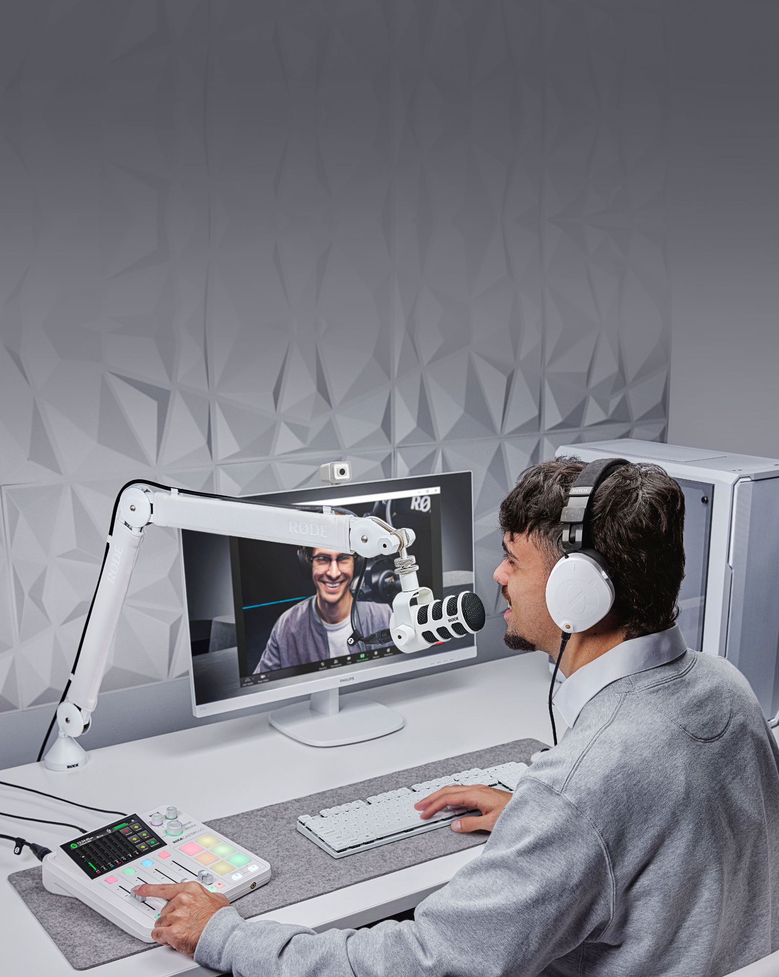 RØDE NTH-100 professzionális Over-Ear fejhallgató, fehér-8