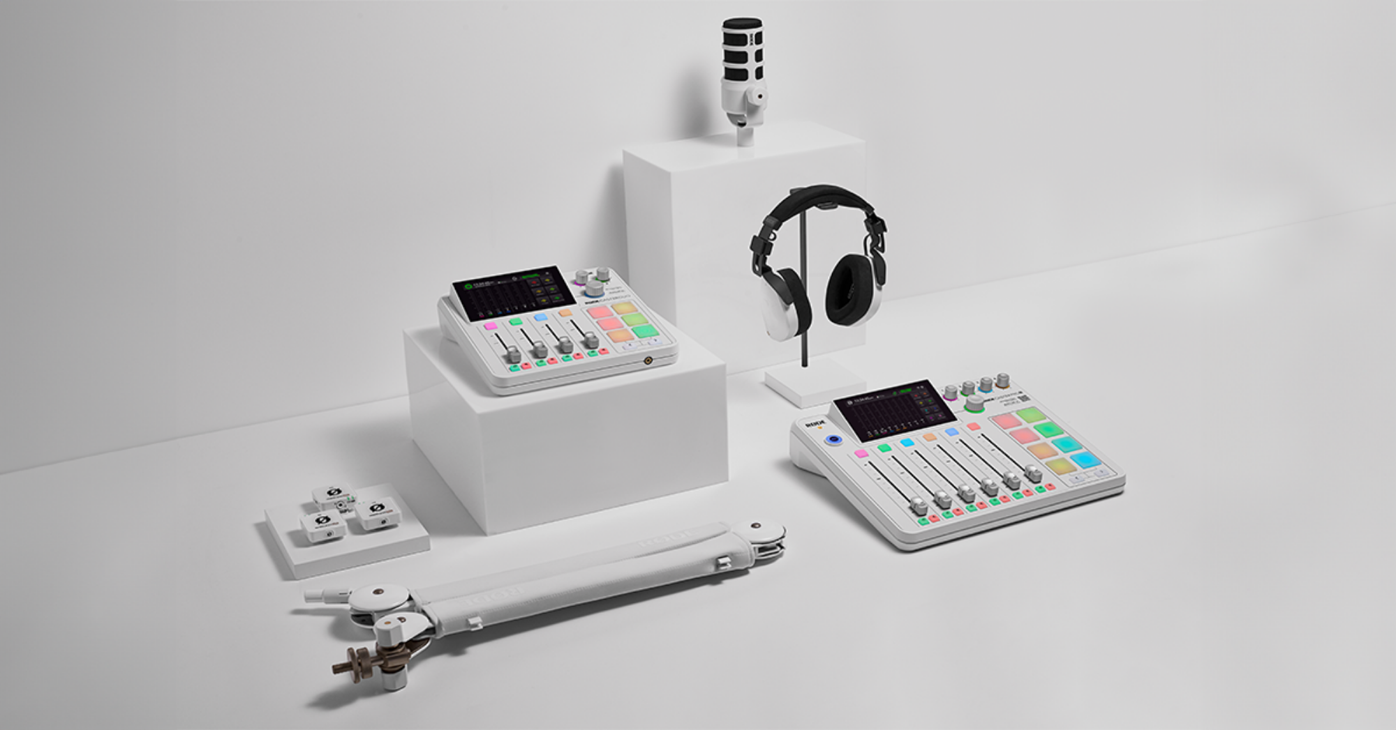 RØDECaster Pro II podcast és audio produkciós keverő, fehér-6